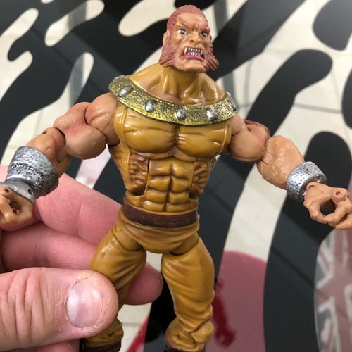 Sabretooth Weapon X Age of Apocalypse Marvel Legends figure used 6”