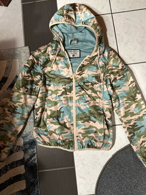 Terranova women's windbreaker jacket used with hood
