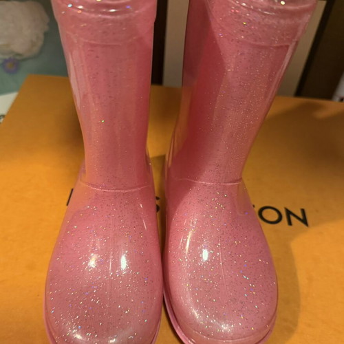 Lc Waikiki boots like new, size 26-27, pink