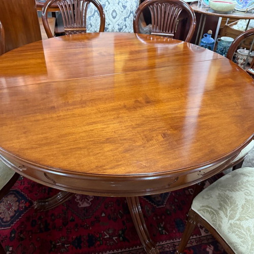 Varagkis Dining Set with Six Chairs like new