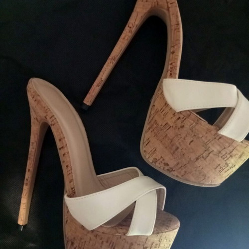 High-heeled clogs with white leather cross strap, size 37, new