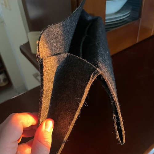 Bed storage pocket like new
