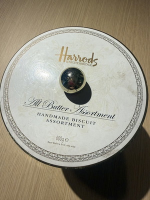 Μεταλλικό κυλινδρικό κουτί Harrods