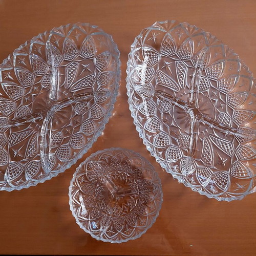 Vintage Set of 3 French Pressed Glass Serving Dishes 1971