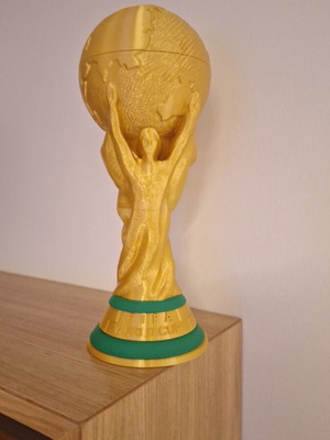 Ρεπλίκα τροπαίου FIFA World Cup καινούργια, χρυσή με πράσινες λεπτομέρειες