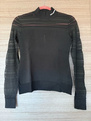 Karl Lagerfeld knitted blouse like new, black, size S