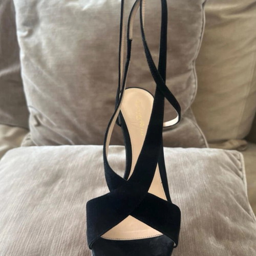 Gianvito Rossi leather high-heeled sandals like new, black