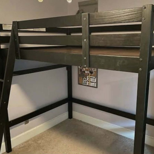 Bed frame used with scratches, sturdy and wall-mounted