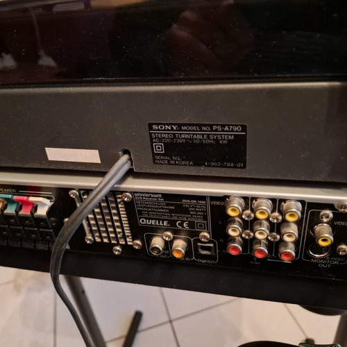 Universum DVD-DR 1030 home cinema 5.1 amplifier and Sony PS-A790 turntable used