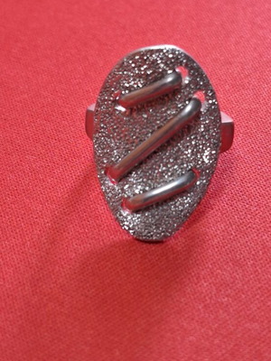 Silver ring with 925 stamp, like new, adjustable