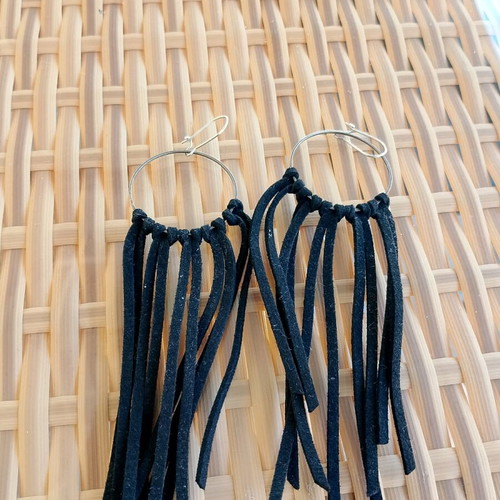 Handmade earrings like new with suede fabric