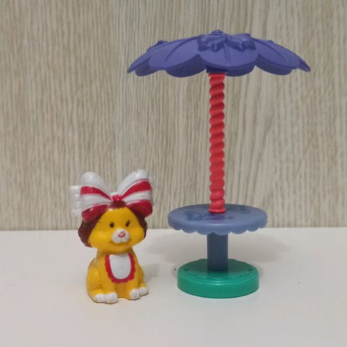 Vintage Bonnie Big Bow Mini Toy Dog Silverlit 1991 used, puppy with bow and table with umbrella
