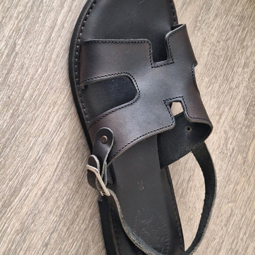 Leather black sandals like new, size 39
