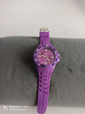 Women's watch new in purple color