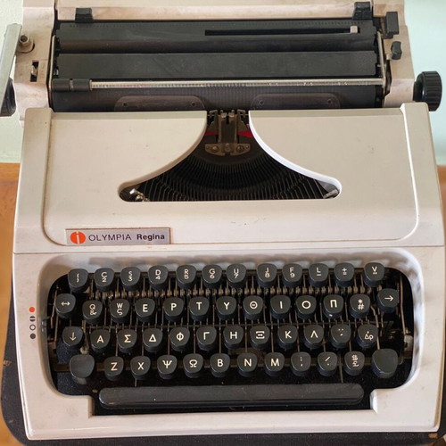 Olympia Regina typewriter used, Greek script
