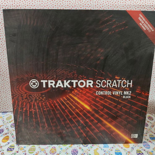 Traktor Scratch Control Vinyl MK2 Black like new
