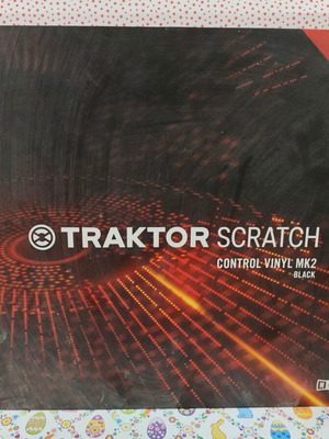 Traktor Scratch Control Vinyl MK2 Black like new