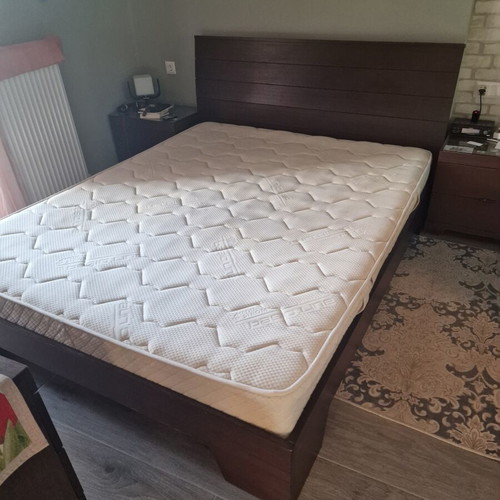 Double bed and mattress used 1.60x2.00 m