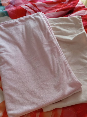 Baby velour blankets like new, beige color, 67x107 cm