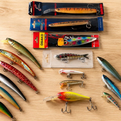 Set of 16 branded artificial fishing lures Shimano, Rapala, Osako