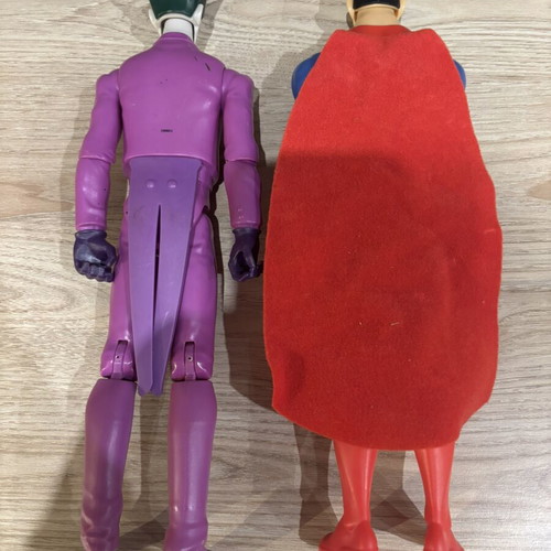 Joker and Superman action figures used set