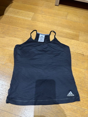 Adidas sports top used, black, size S