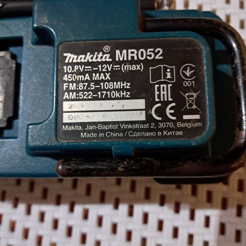 Makita MR052 cordless radio 12V max CXT