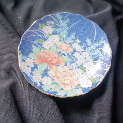 Blue Echo Floral porcelain trinket dish like new
