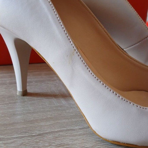 Pumps used, size 36, beige, pointed toe, medium heel