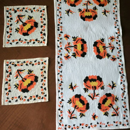 Handmade embroidery set with table runner and two canvas napkins