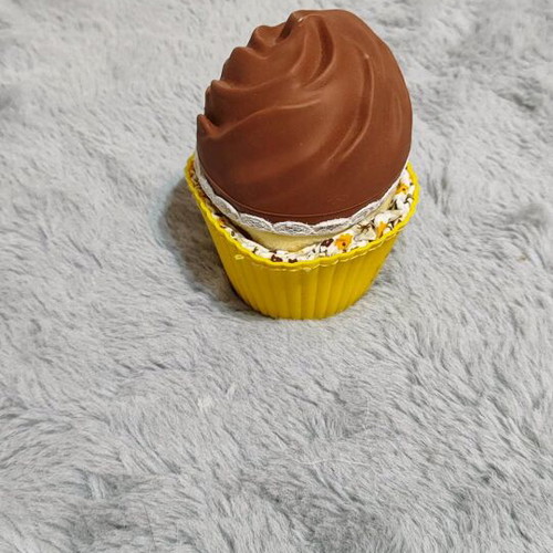 Cupcake figures like new for collectors or children