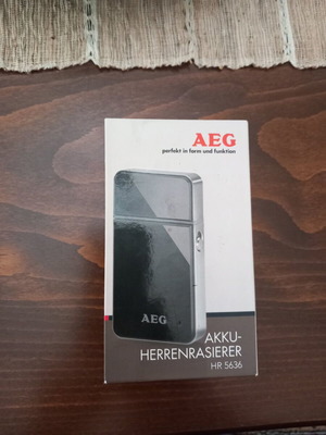 Ξυριστική μηχανή AEG καινούργια στο κουτί