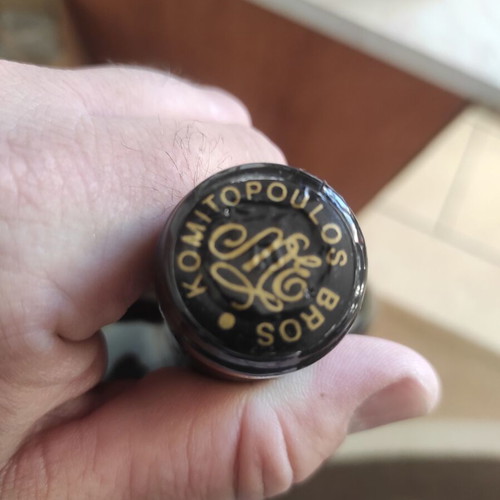 Manzavino rosé wine bottle with copper label new, collectible