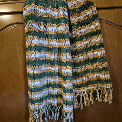Handmade knitted scarf like new in green shades with fringes