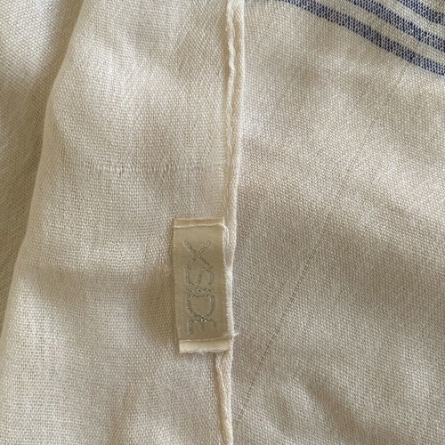 Scarf like new, 61x1.70cm, white and grey
