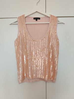 Blouse Julia Bergovich like new, small medium, champagne pink with strass