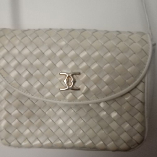 White shoulder bag used, leather with gold detail