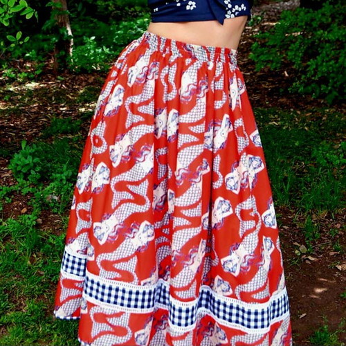Karavan skirt like new, red, sizes S and M