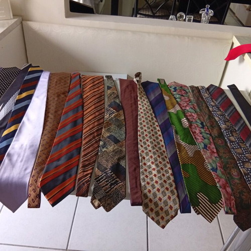 Silk branded ties new, pack of 10