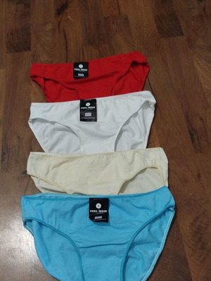 Γυναικεία σλιπ πακέτο 4 τεμαχίων Small Free Move καινούργια, βαμβακερά