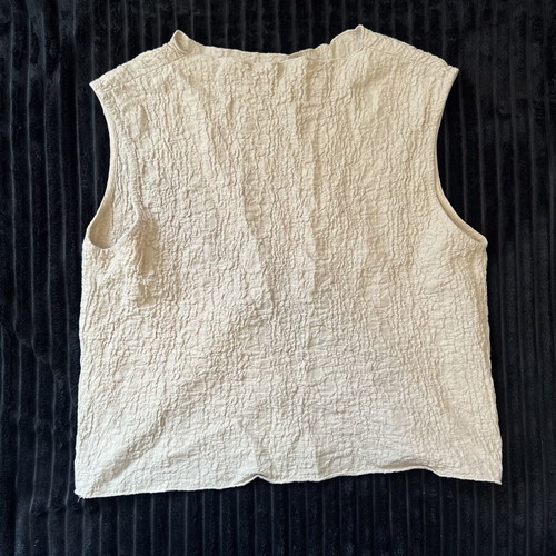 Sleeveless Gofre Shirt beige, like new, size S