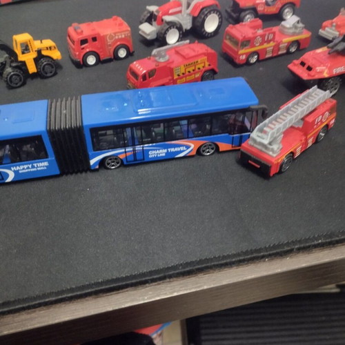 Toy cars like new, pack of 11 pieces