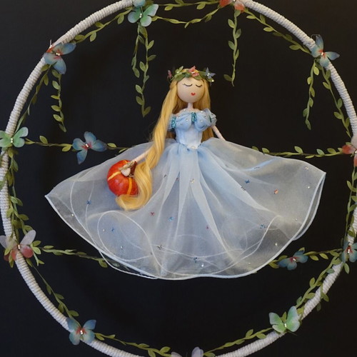 Cinderella handmade doll new with 54 cm wreath