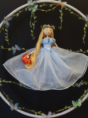 Cinderella handmade doll new with 54 cm wreath