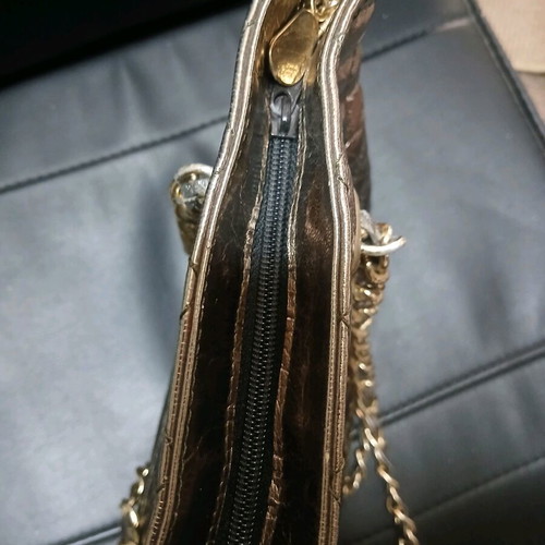 Women's bag like new, gold with chain 36×28cm