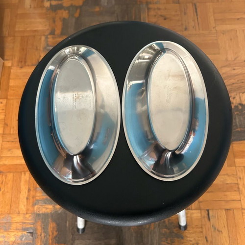 Serving trays like new