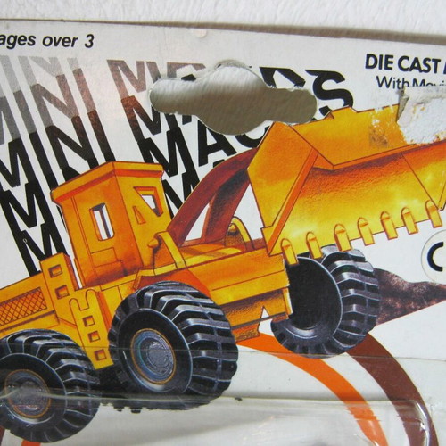 Caterpillar Cat Mini Macks Zee diecast vehicle new
