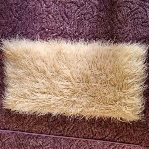 Wool flokati rugs like new, set of 4 white assorted sizes