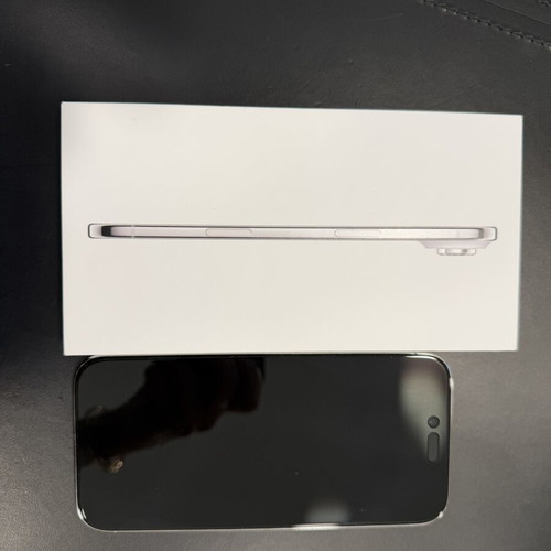 Apple iPhone Air 512GB Cloud White like new with original accessories