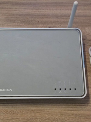 Thomson SpeedTouch TG585v7 ADSL Router like new, unused